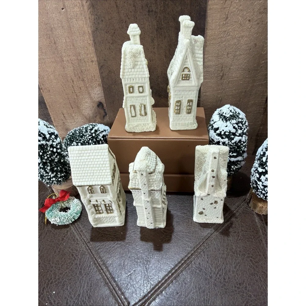 Miniature Ceramic White Gold Trim Village Houses Glitters Lot of 5 Vintage Trees